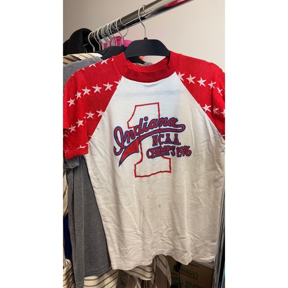 Tops - Indiana NCAA‎ Champs 1976 Raglan T Shirt Women's Red White Star Print